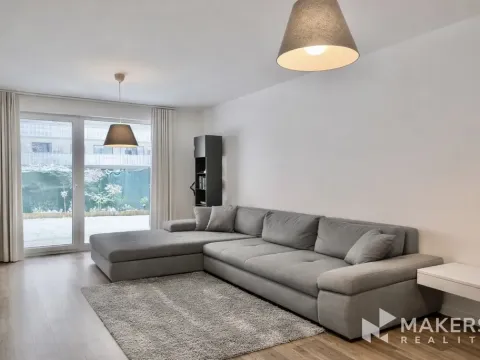 Pronájem bytu 3+kk, Praha - Strašnice, Zvěřinova, 78 m2