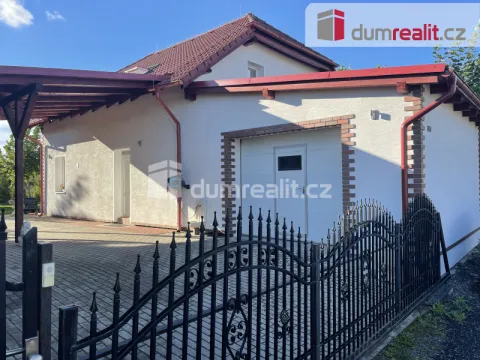 Prodej rodinného domu, Hradešín, 140 m2