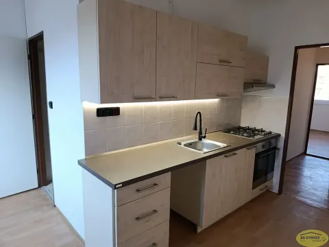 Pronájem bytu 3+1, Kroměříž, Tovačovského, 73 m2