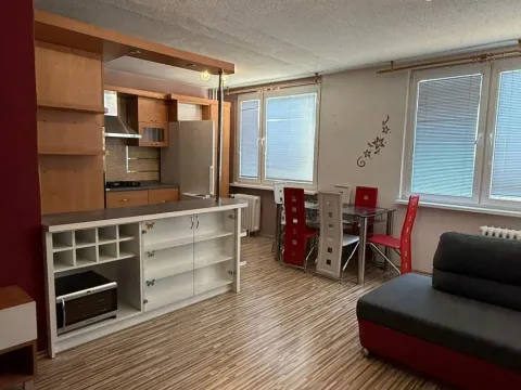 Pronájem bytu 3+1, Pardubice, kpt. Bartoše, 71 m2