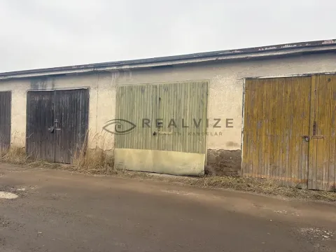 Pronájem garáže, České Budějovice, Čechova, 18 m2