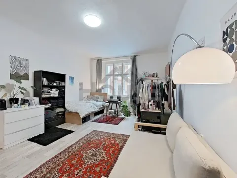 Prodej bytu 2+1, Praha - Bubeneč, Kyjevská, 63 m2