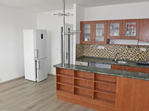 Pronájem bytu 1+kk, Brno - Líšeň, Elplova, 33 m2