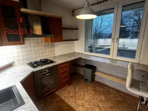 Pronájem bytu 3+1, Neratovice, Dr. E. Beneše, 79 m2
