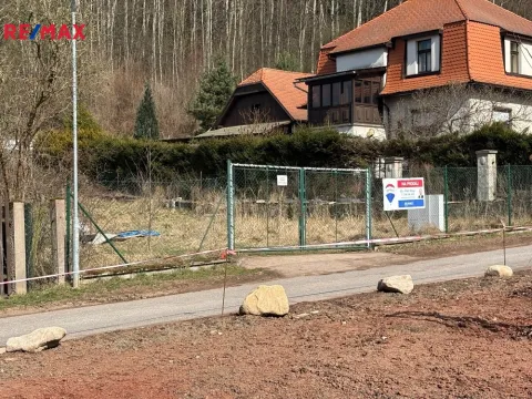 Prodej pozemku pro bydlení, Hronov, Mikoláše Alše, 1868 m2