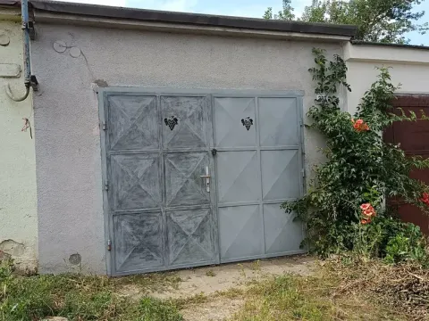 Prodej garáže, Hustopeče, 60 m2