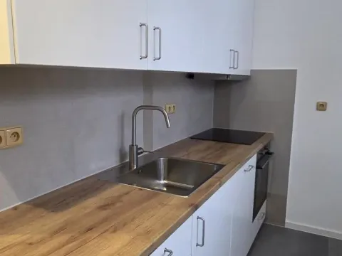 Pronájem bytu 2+1, Jeseník, Halasova, 51 m2