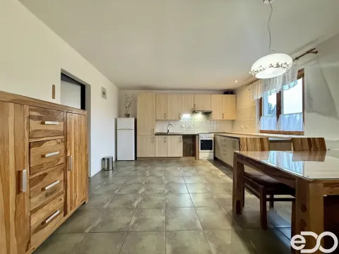 Pronájem bytu 2+1, Kolín, U Borků, 100 m2