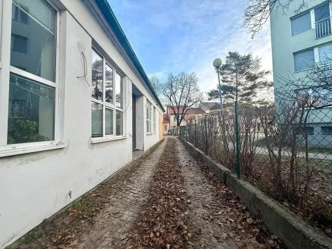 Pronájem kanceláře, Brno - Židenice, Kosmákova, 38 m2