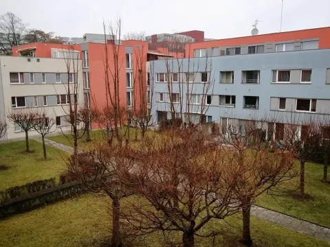 Prodej bytu 2+kk, Praha - Prosek, Nad šestikopy, 57 m2