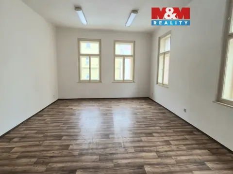 Pronájem kanceláře, Kladno, Váňova, 41 m2