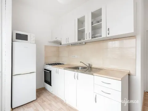Pronájem bytu 2+1, Praha - Záběhlice, Jasmínová, 57 m2