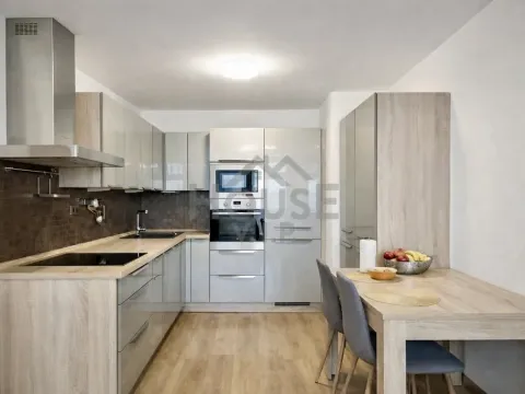 Prodej bytu 3+kk, Praha - Petrovice, Rezlerova, 65 m2