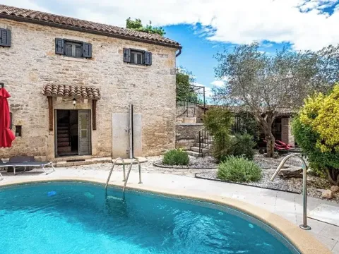 Prodej rodinného domu, Orbanići, Žminj, Chorvatsko, 230 m2