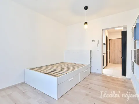 Pronájem bytu 1+1, Hovorčovice, U Špýcharu, 24 m2