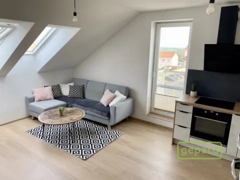 Pronájem bytu 3+kk, Chýně, Uherova, 68 m2