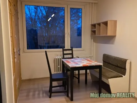 Pronájem bytu 2+1, Praha - Kobylisy, Bojasova, 63 m2