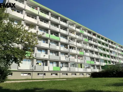 Pronájem bytu 1+kk, Hradec Králové - Nový Hradec Králové, Brožíkova, 35 m2