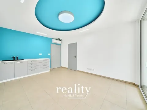 Pronájem kanceláře, Znojmo, Jarošova, 18 m2