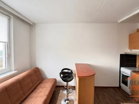 Pronájem bytu 1+1, Chrudim, Na Větrníku, 43 m2