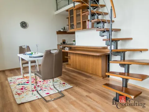 Prodej bytu 2+kk, Šestajovice, Komenského, 69 m2