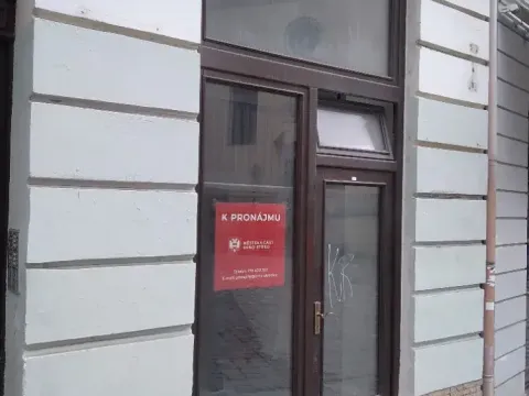 Pronájem obchodního prostoru, Brno, Kapucínské náměstí, 50 m2