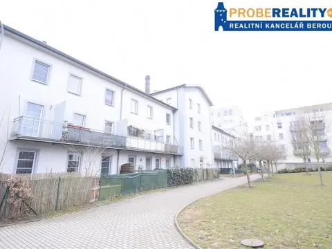 Prodej bytu 2+kk, Beroun, V Zahradách, 85 m2