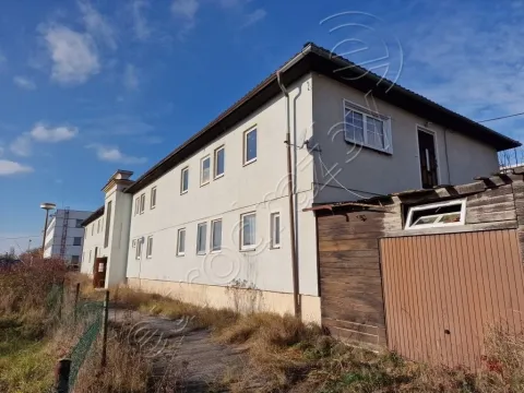 Dražba ubytování, Ostrov, Krušnohorská, 750 m2