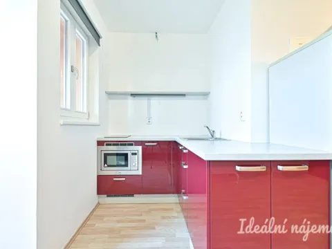Pronájem bytu 1+kk, Brno - Zábrdovice, Stará, 32 m2