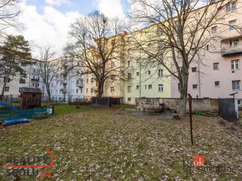 Prodej bytu 2+1, Hradec Králové, Okružní, 50 m2