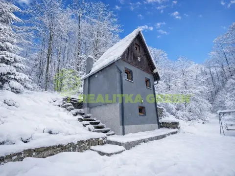 Pronájem chaty, Provodov, 25 m2