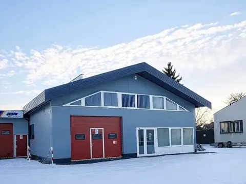 Pronájem obchodního prostoru, Hradec Králové, Vlčkovická, 700 m2