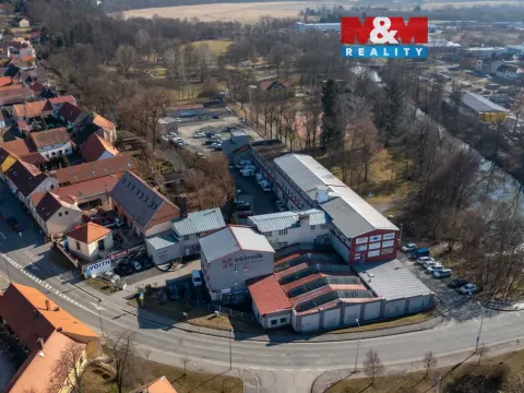 Pronájem kanceláře, Plzeň - Božkov, Božkovské náměstí, 382 m2