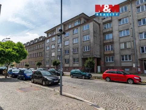 Pronájem bytu 2+1, Strakonice, Bezděkovská, 43 m2