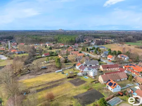 Prodej pozemku pro bydlení, Sezemice - Veská, 1150 m2