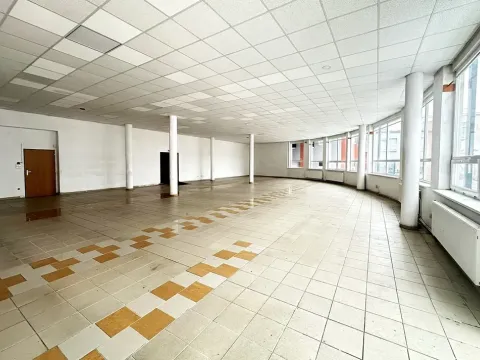 Pronájem obchodního prostoru, Humpolec, Masarykova, 402 m2