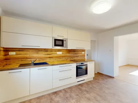 Pronájem bytu 2+1, Frýdek-Místek, Lískovecká, 50 m2