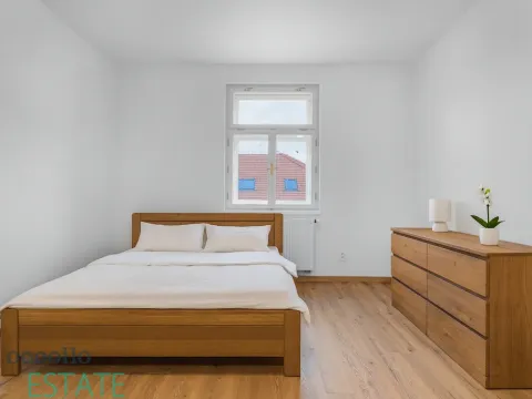 Prodej bytu 1+kk, Praha, Seifertova, 33 m2