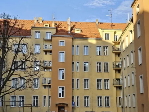 Pronájem bytu 2+kk, Plzeň, Lobezská, 46 m2