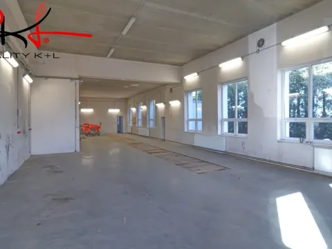 Pronájem výrobních prostor, Martiněves, 198 m2