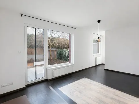 Pronájem bytu 1+kk, Praha - Velká Chuchle, Mrkosova, 36 m2