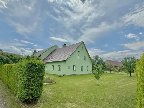 Prodej rodinného domu, Bernartice, 170 m2