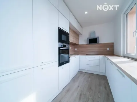 Pronájem bytu 2+kk, Karviná, Haškova, 54 m2