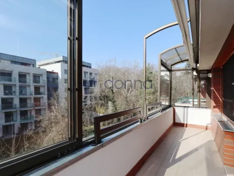 Pronájem bytu 2+kk, Praha, U Nikolajky, 82 m2