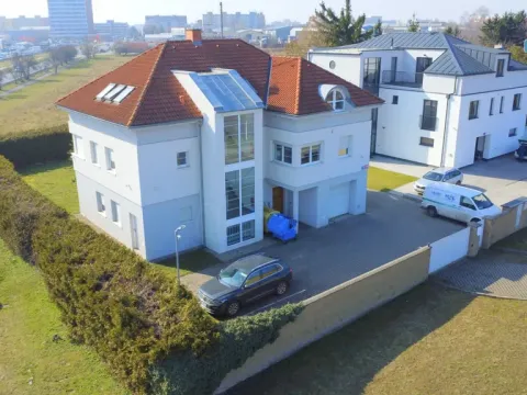 Pronájem kanceláře, Praha - Kunratice, Vídeňská, 390 m2