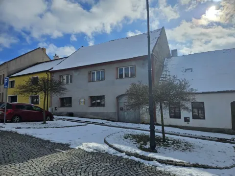 Prodej rodinného domu, Bělčice, nám. J. Kučery, 230 m2