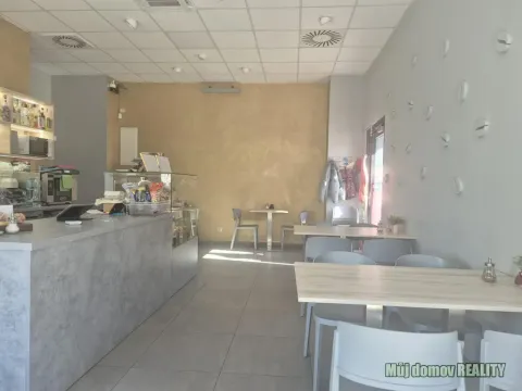 Pronájem restaurace, Praha - Černý Most, 55 m2