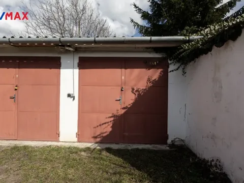 Pronájem garáže, Holešov, 16 m2