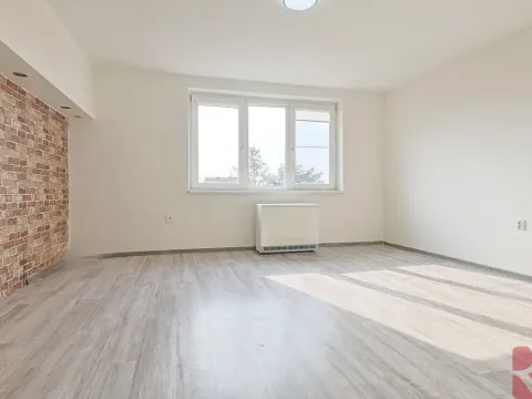 Prodej bytu 3+1, Pátek, 79 m2