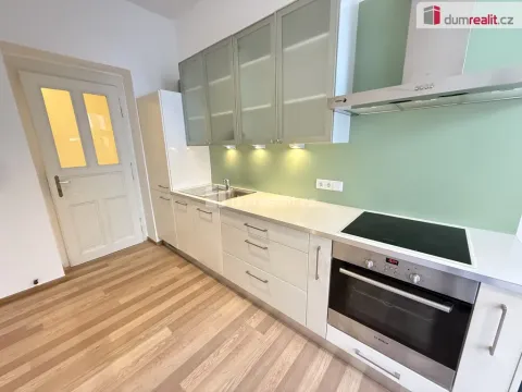 Pronájem bytu 2+1, Praha - Smíchov, U Nikolajky, 68 m2